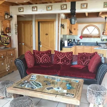 Holiday home Montagne Avec Spa, Sauna & Proche Pistes - - Fr-1-589-114